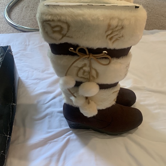 Roca-Wear Boots ladies size 6.5. - Picture 8 of 10